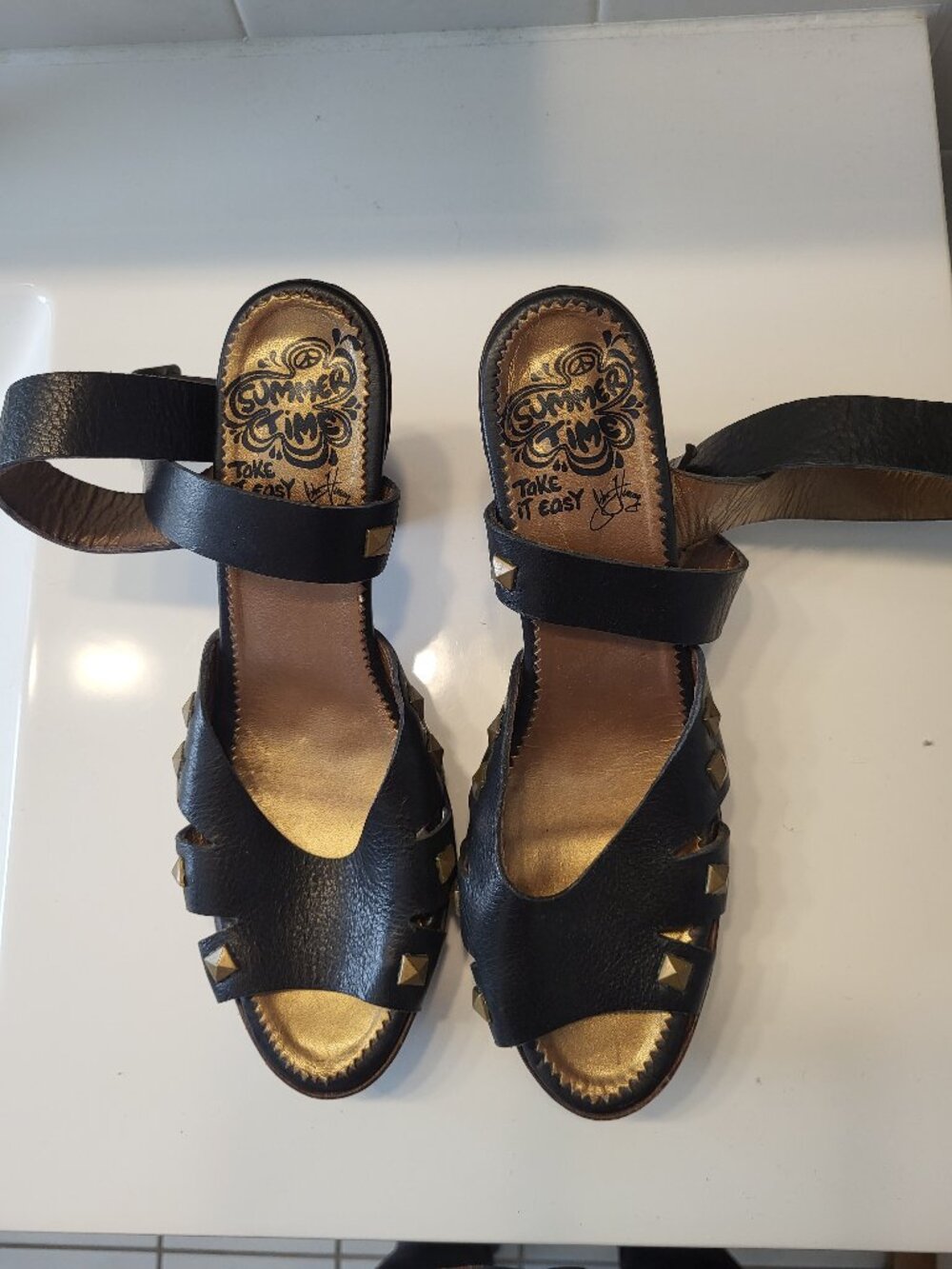 Fluevog 9 Platform High-heels with studs